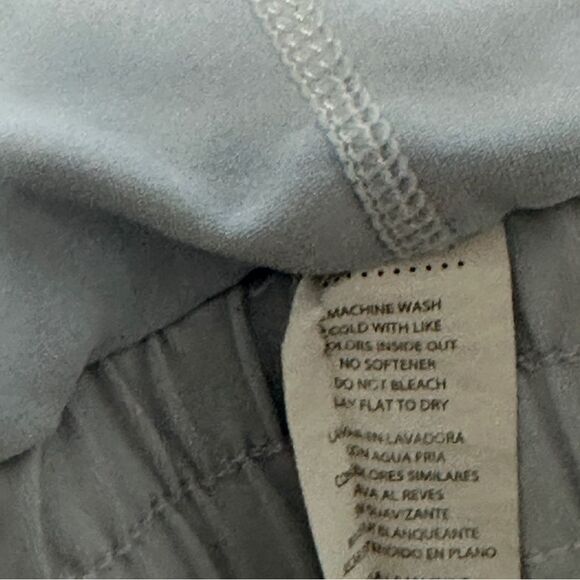 Fabletics Womens Bristol Shorts Size XXL Mesh Lined Athletic Sporty Gym Running - Picture 8 of 8